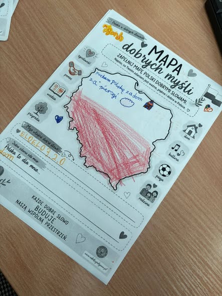 Zdjęcie do Klasa 3a świętuje majowe dni!