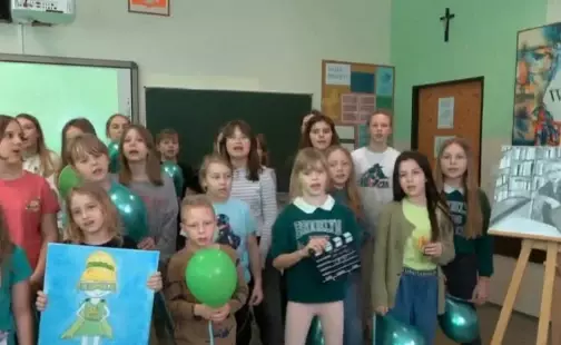 'Migamy i czytamy' - magia literatury w ruchu!