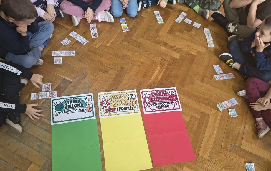 Warsztaty o granicach żartów dla uczniów klasy 1 Alfa w Sosnowcu
